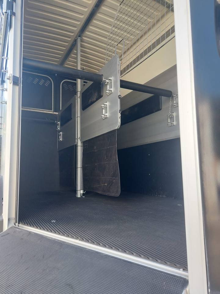 Remorque à chevaux – Bild 7