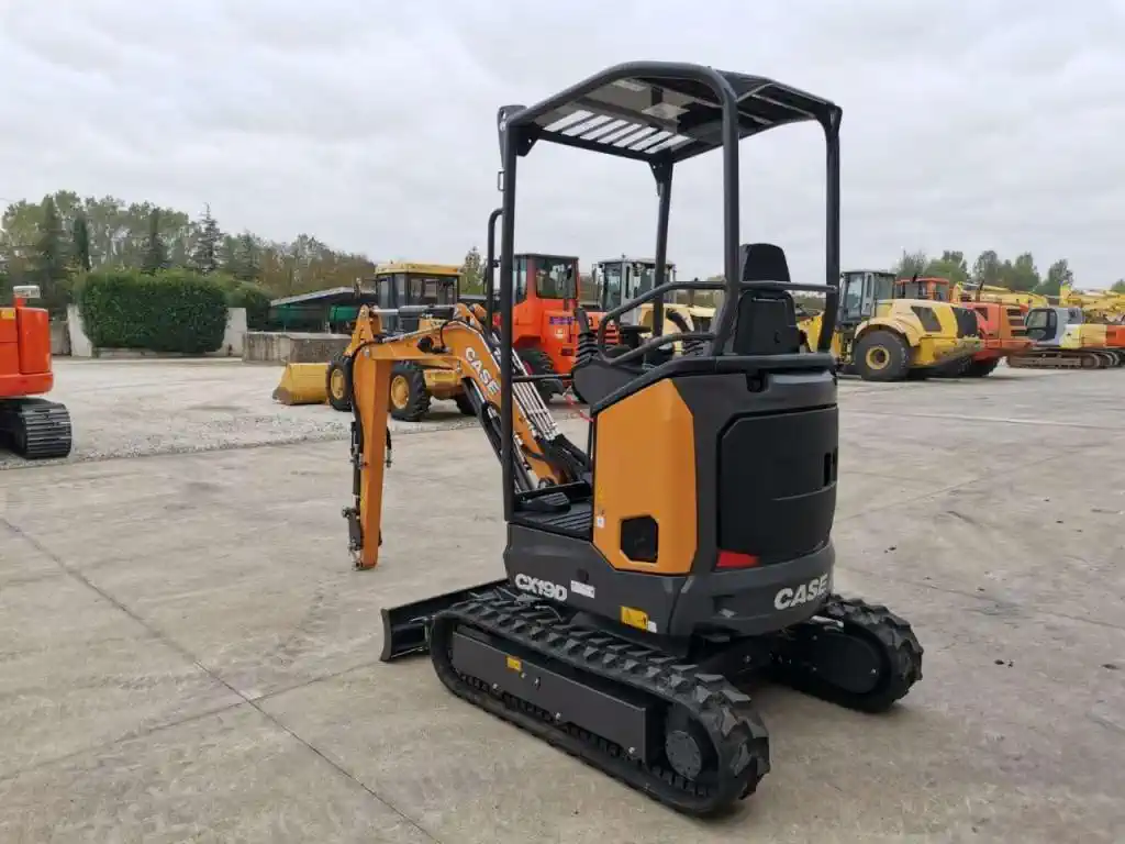 Case CX 19D Minibagger 1,9 Tonnen Gebraucht (2023) – Bild 14