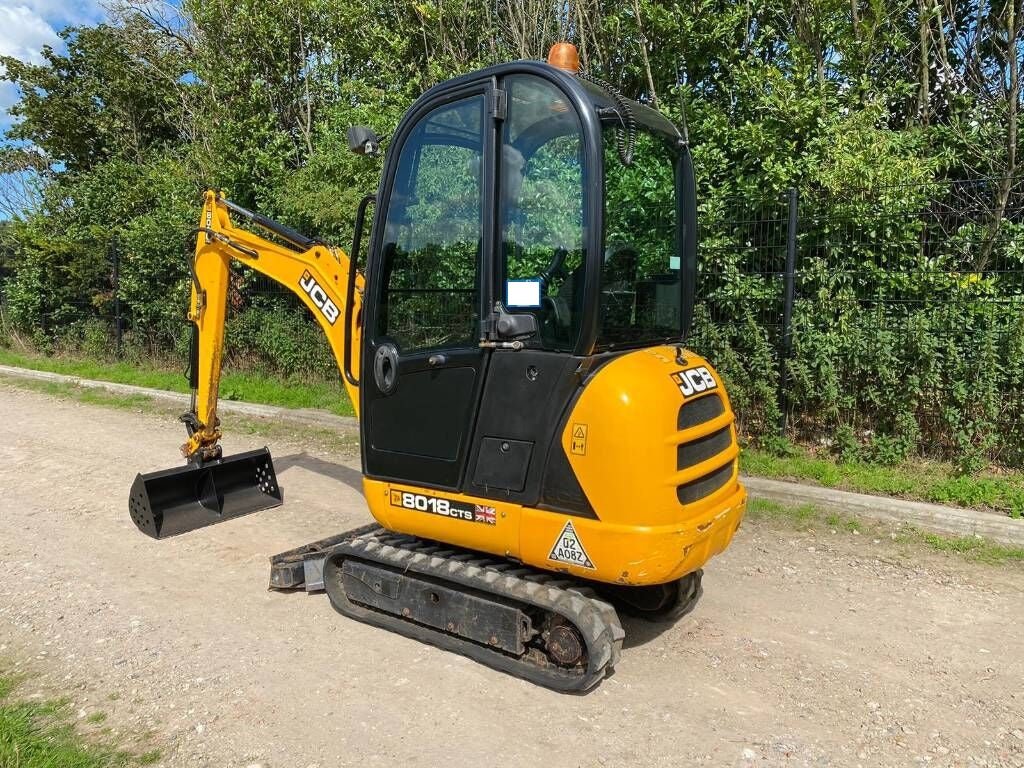 Mini Pelle Compacte 600h 1822kg Climatisation Occasion – Bild 10