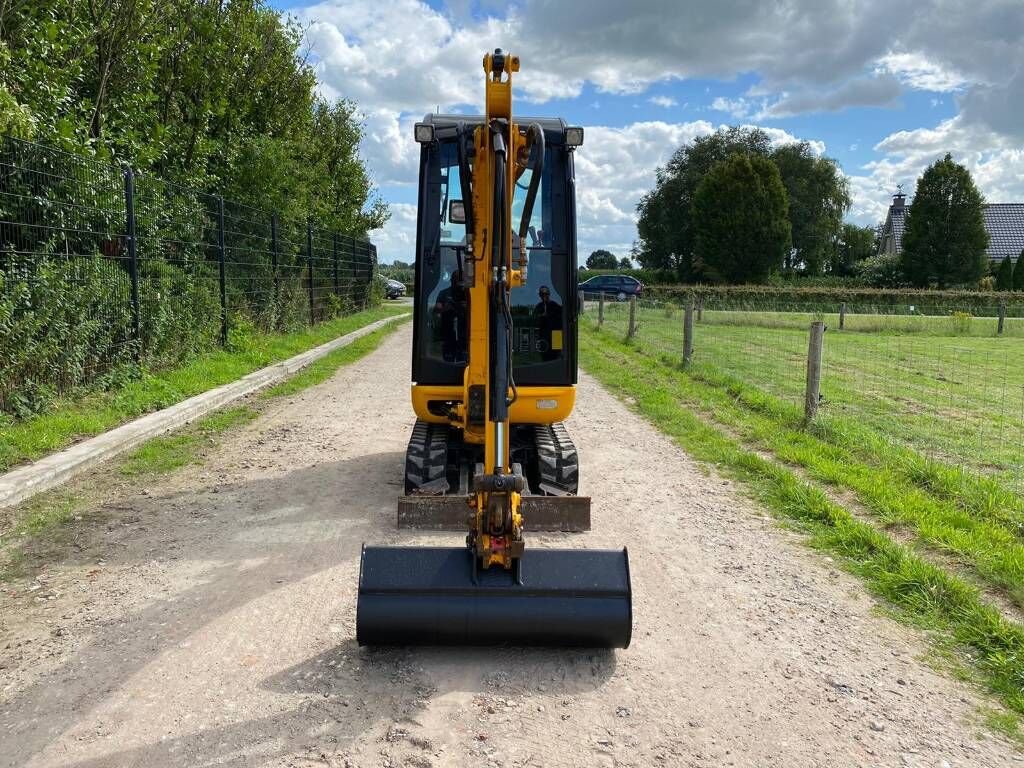 Mini Pelle Compacte 600h 1822kg Climatisation Occasion – Bild 9