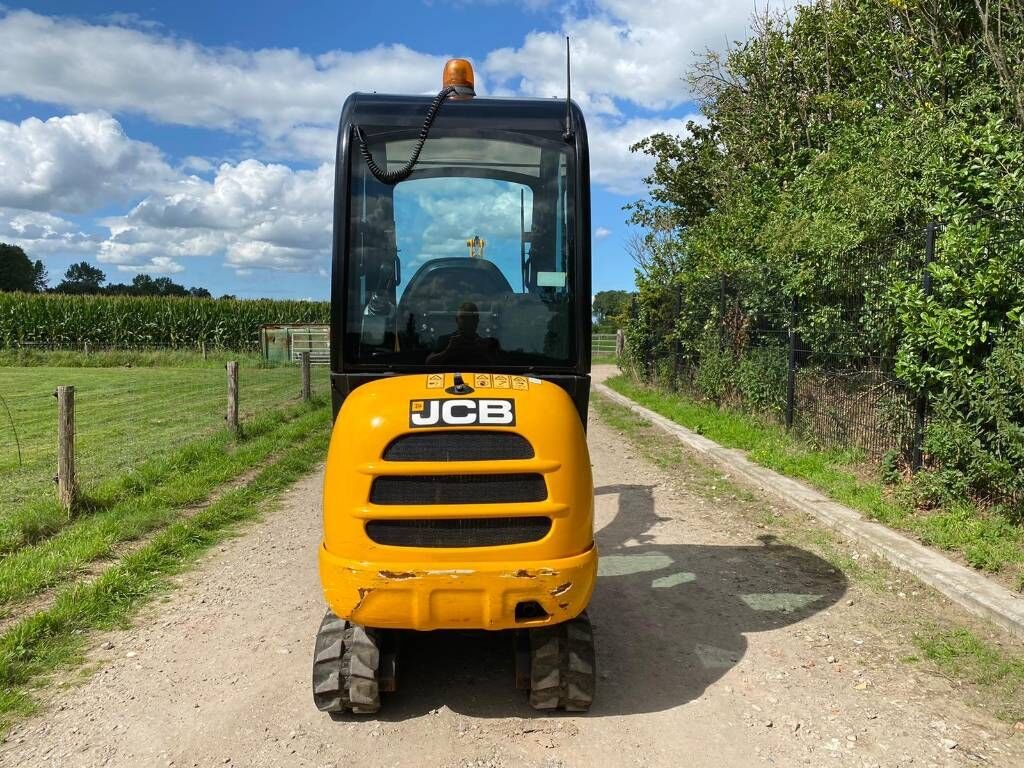 Mini Pelle Compacte 600h 1822kg Climatisation Occasion – Bild 8