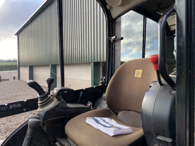 JCB 8026 CTS Minibagger 2,6 Tonnen Gebraucht – Bild 5