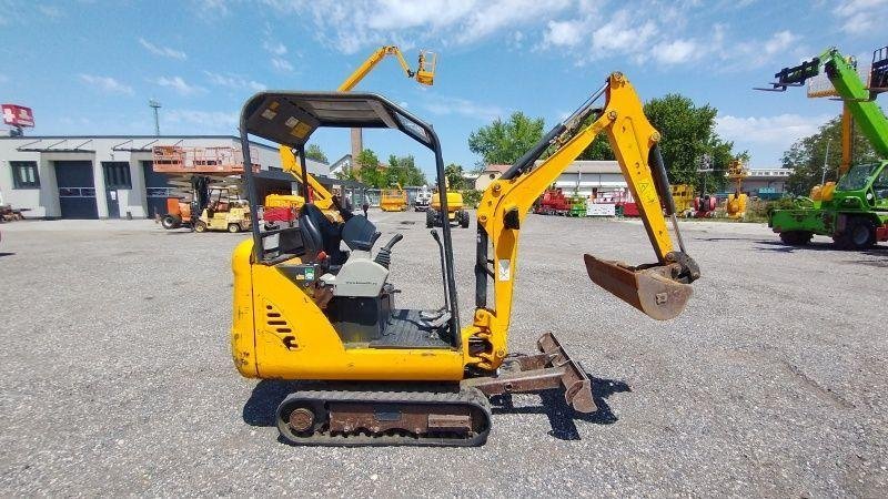 Bobcat E14 Mini pelle 1,3 tonne — révisée, chenilles caoutchouc, 3 godets, attache rapide, aucun axe de jeu, 2202 h, 2014 occasion