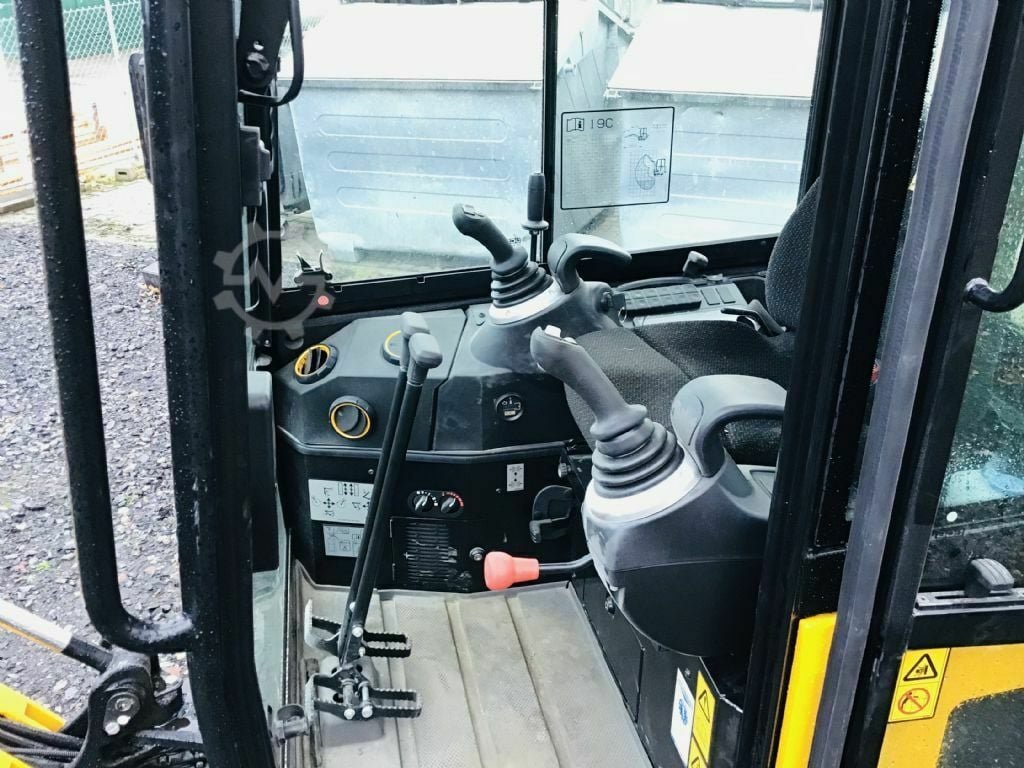 JCB 19C-1 Mini pelle — 1,84 t, largeur 0,98 m, occasion – Bild 3