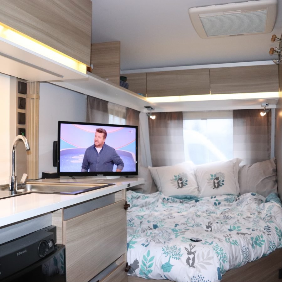 Adria 462 PU Wohnwagen 4 Schlafplätze Gebraucht – Bild 2