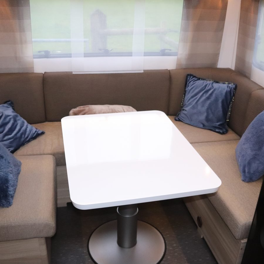 Adria 462 PU Wohnwagen 4 Schlafplätze Gebraucht – Bild 3