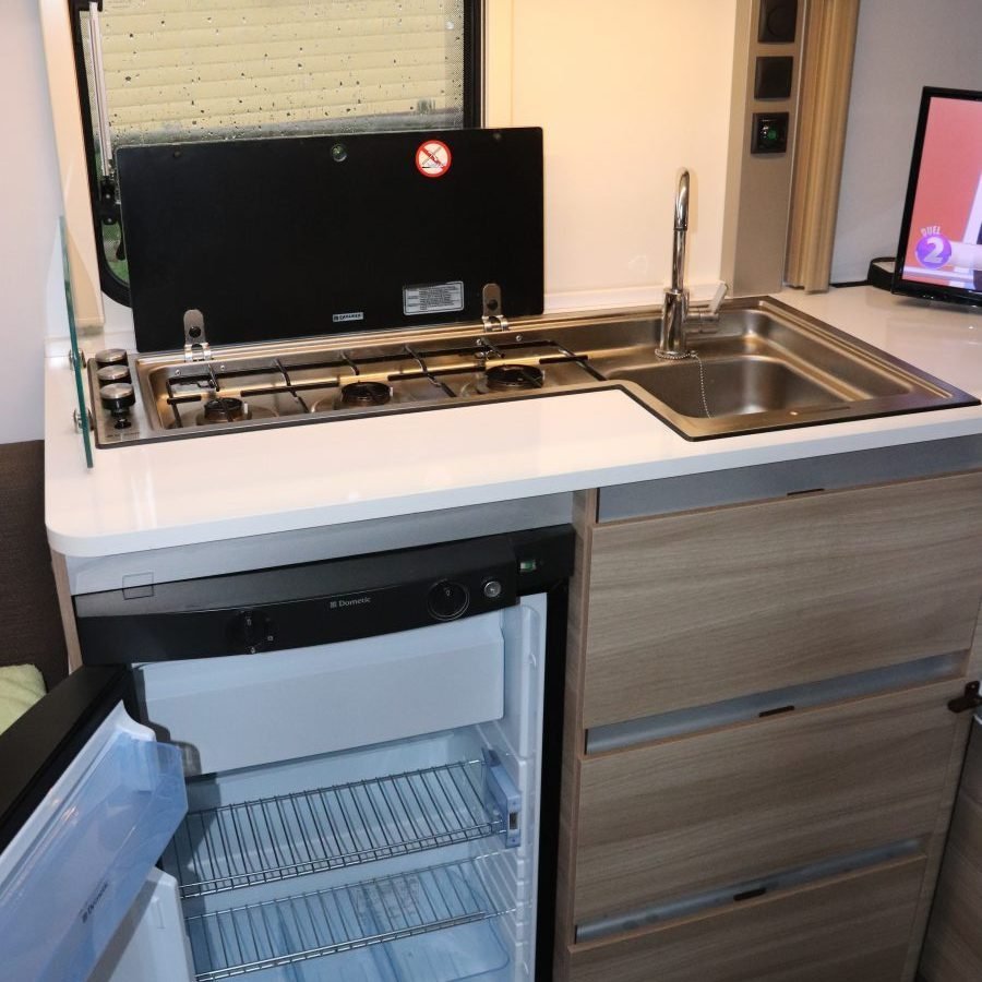 Adria 462 PU Wohnwagen 4 Schlafplätze Gebraucht – Bild 5