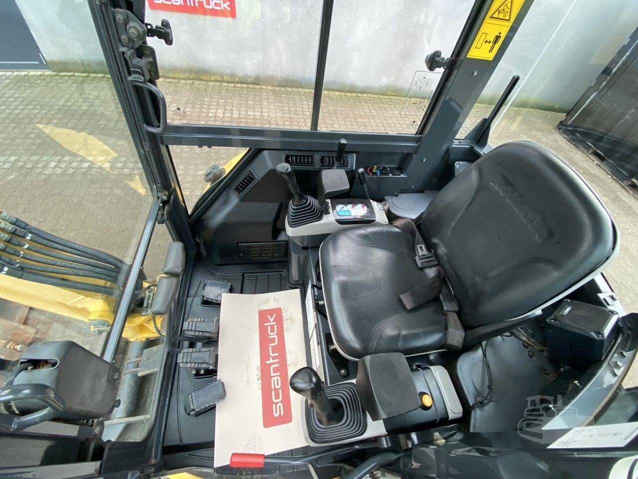 Komatsu PC20MR-2 Minibagger 2 Tonnen – Motor 15,5 kW, 3 Schaufeln, Schnellwechsler, Raupenketten 250 mm, 2005 gebraucht – Bild 2