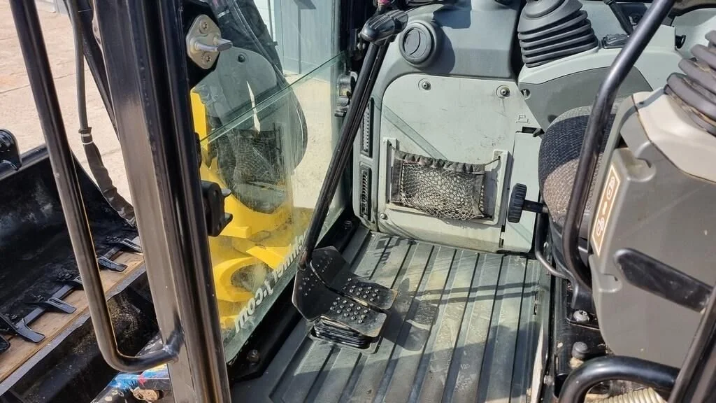 Caterpillar 305E2 Mini-pelle — Moteur diesel 31,18 kW, 5 000 kg, 3 godets, chenilles 400 mm, 4 095 heures, 2018 occasion – Bild 8