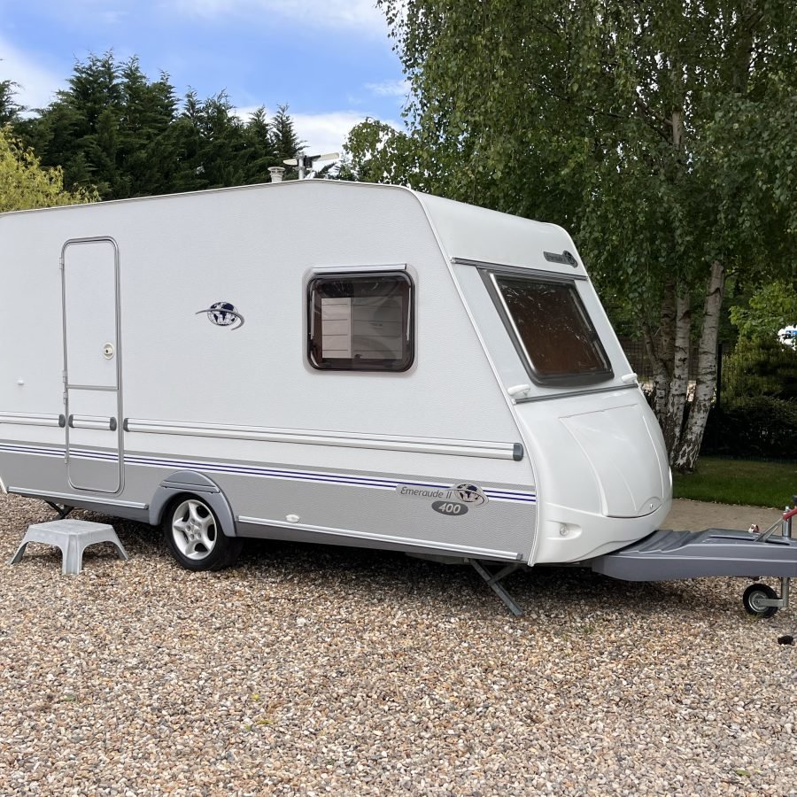 Caravelair Émeraude Wohnwagen 3 Schlafplätze Gebraucht