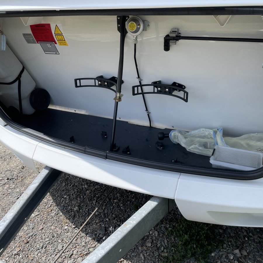 Hobby Excellent 495 UFe Wohnwagen mit Vorzelt Gebraucht – Bild 9