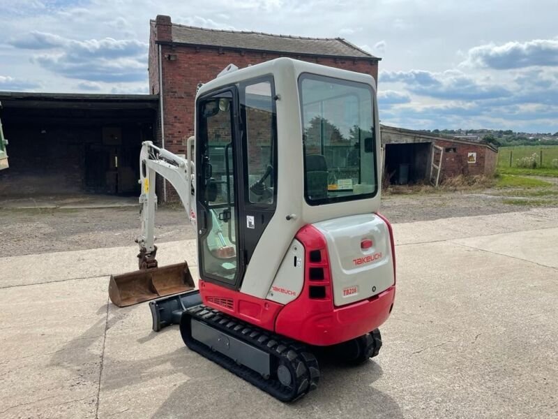 Takeuchi TB216 Minibagger 1,8 Tonnen Gebraucht (Baujahr 2015) – Bild 10