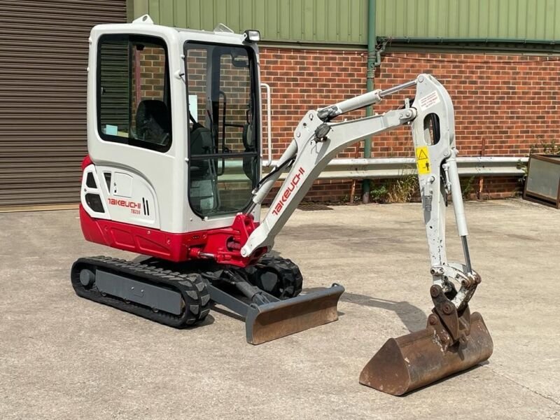 Takeuchi TB216 Minibagger 1,8 Tonnen Gebraucht (Baujahr 2015) – Bild 7