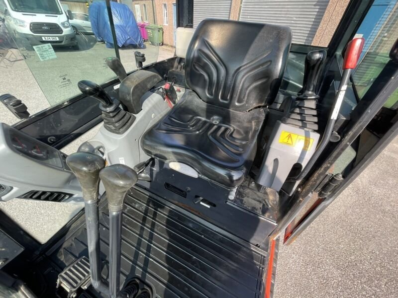 Kubota KX016-4 Minibagger 1,6 t Baujahr 2013 Gebraucht – Bild 6