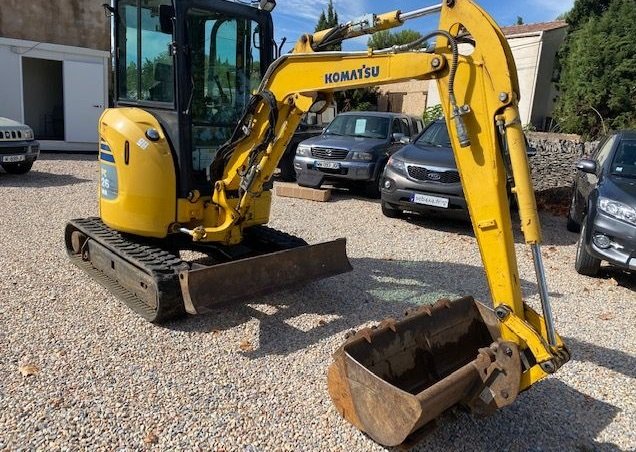 Komatsu PC26MR-3 Mini pelle — 2,7 t, 2017, 1 500 h, 3 godets, occasion