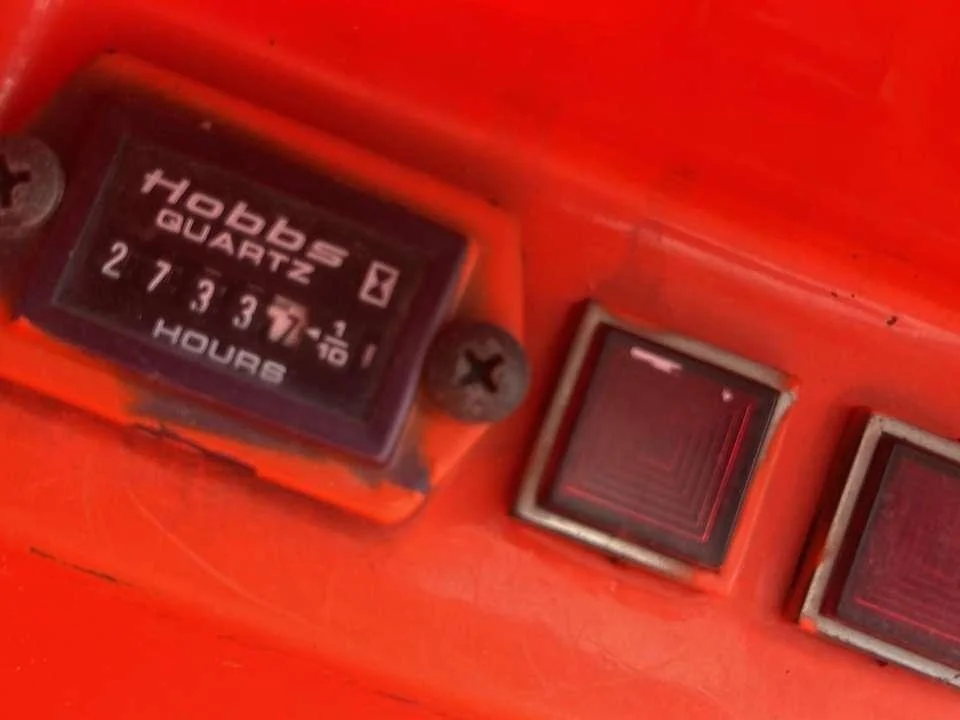 Kubota KX08 Pelle hydraulique — 8 tonnes, 3 godets inclus, 2 700 heures, 1994 occasion – Bild 6