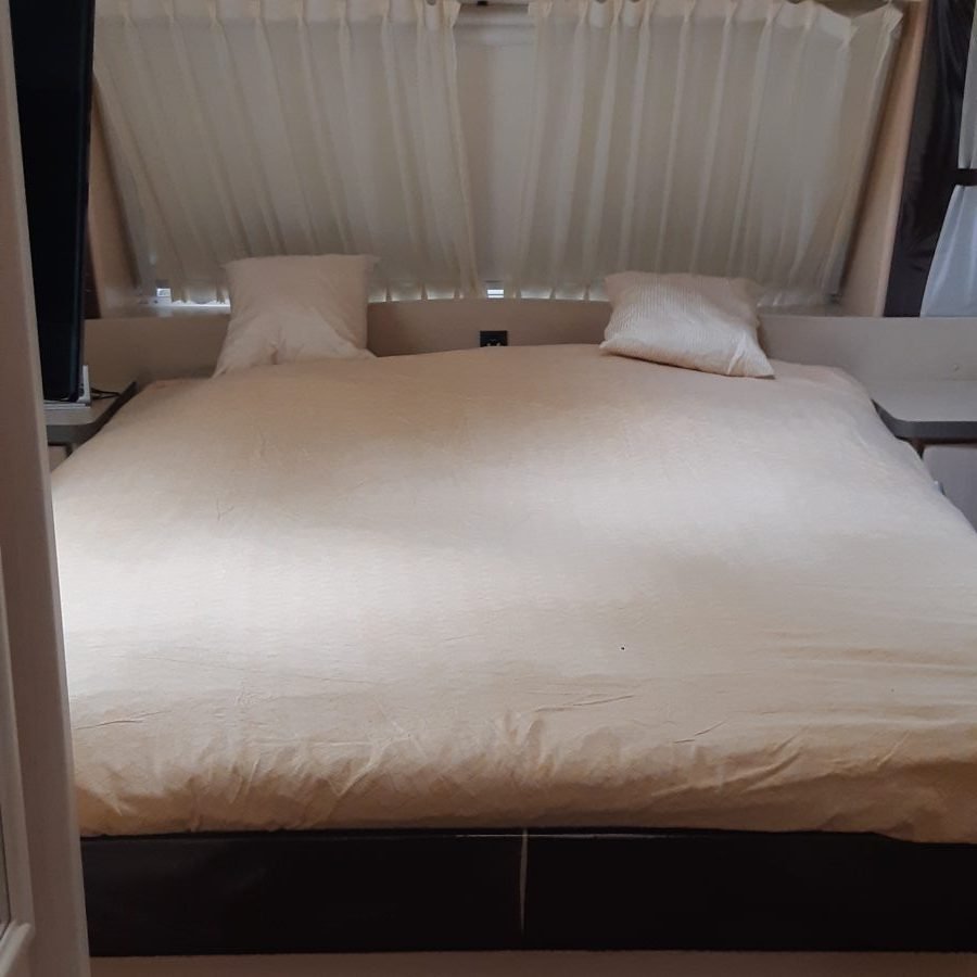 Hobby 575 VIP Collection Wohnwagen mit Vorzelt Gebraucht – Bild 8