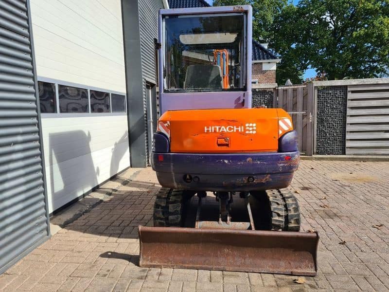 Hitachi EX30 Mini pelle 3 tonnes — inspectée professionnelle, 4568 h, 2006 occasion – Bild 10