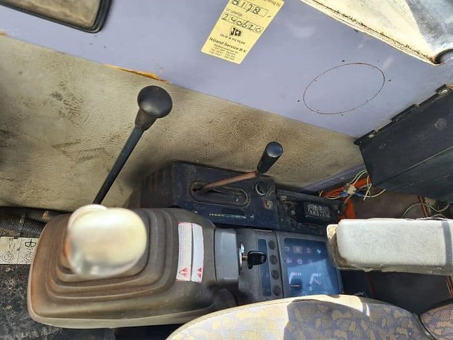 Hitachi EX30 Mini pelle 3 tonnes — inspectée professionnelle, 4568 h, 2006 occasion – Bild 8