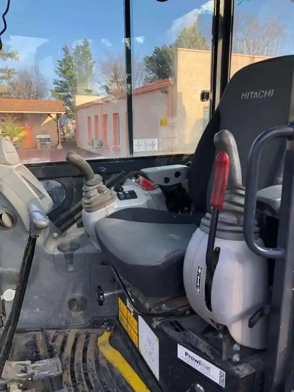 Hitachi ZX48U-5A CLR Mini pelle 5 tonnes — cabine, 3 godets, chenilles caoutchouc, 2430 h, 2016 occasion – Bild 6