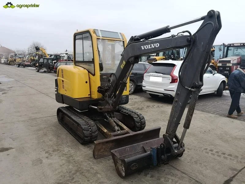 Volvo EC30 Mini-pelle — Moteur Mitsubishi S3L2 diesel 17,8 kW, 7 000 heures, 2006 occasion