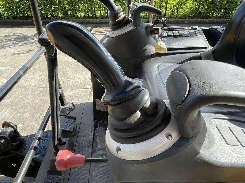 JCB 15 C-1 Mini pelle 1,5 tonne — 478 heures, prête à l’emploi, 2019 occasion – Bild 10