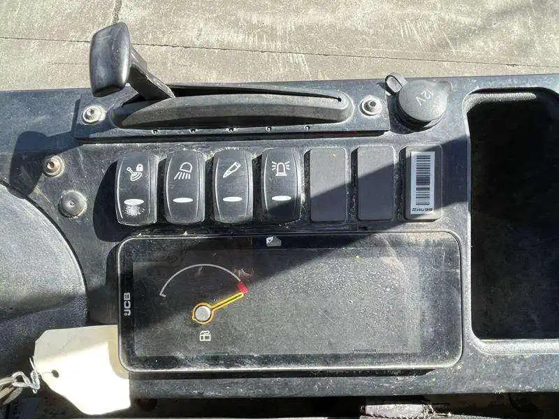 JCB 15 C-1 Mini pelle 1,5 tonne — 478 heures, prête à l’emploi, 2019 occasion – Bild 11