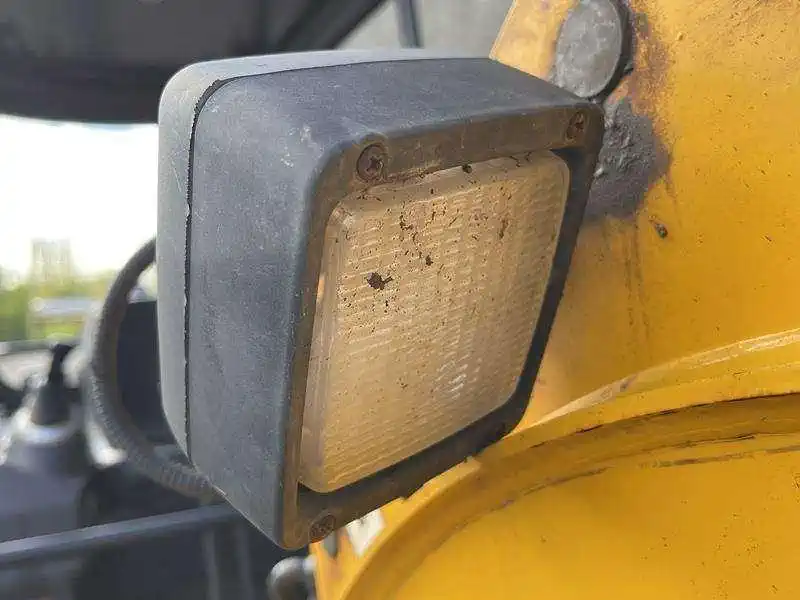 JCB 15 C-1 Mini pelle 1,5 tonne — 478 heures, prête à l’emploi, 2019 occasion – Bild 2