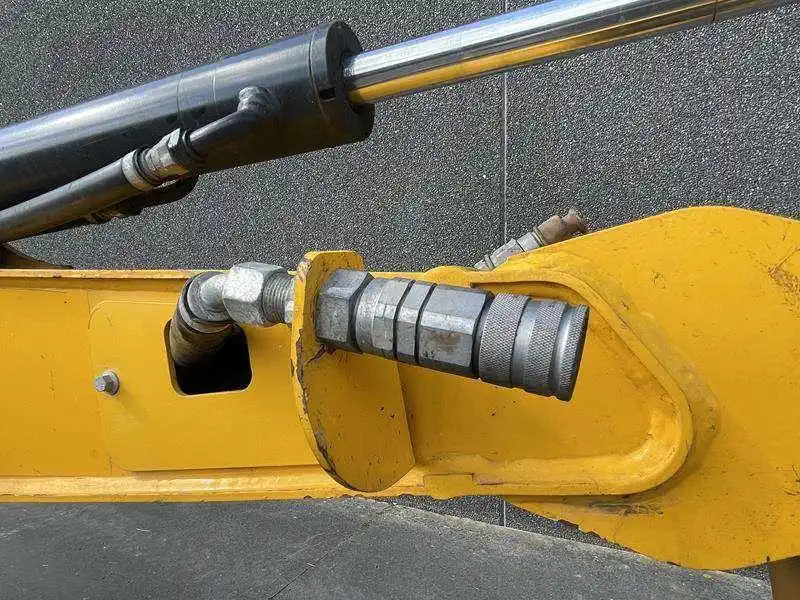 JCB 15 C-1 Mini pelle 1,5 tonne — 478 heures, prête à l’emploi, 2019 occasion – Bild 3