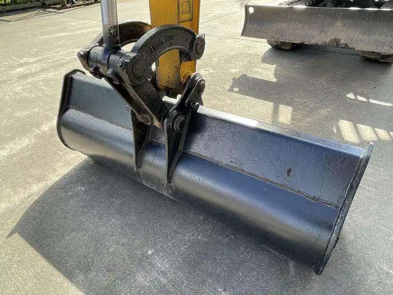 JCB 15 C-1 Mini pelle 1,5 tonne — 478 heures, prête à l’emploi, 2019 occasion – Bild 5