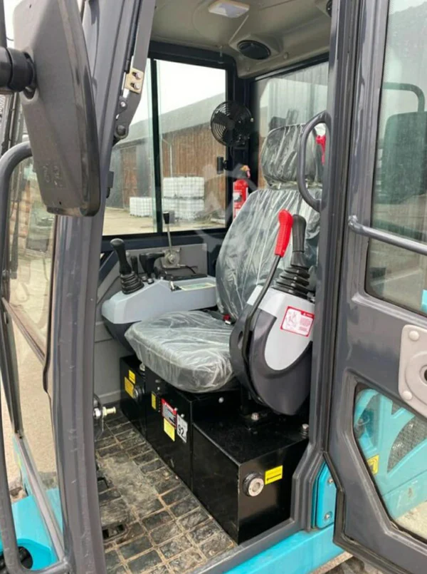 Yanmar AK20 Mini-pelle — Poids 1 950 kg, 3 godets inclus, 810 heures, construction, 2020 occasion – Bild 3