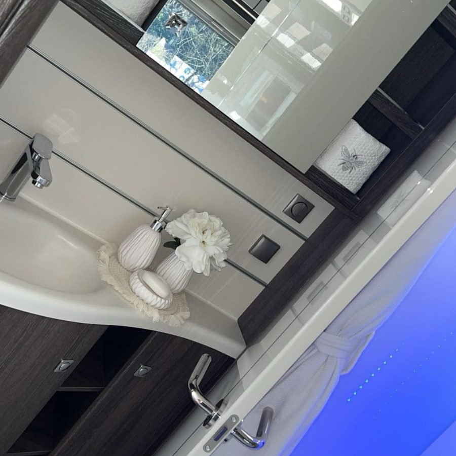 Fendt Diamant 520 Wohnwagen mit Vorzelt Gebraucht – Bild 3