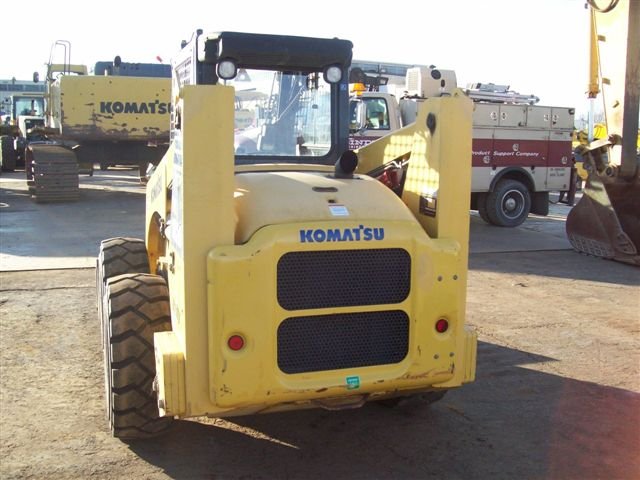 Komatsu SK1020-5 Turbo Kompaktlader 2007 Gebraucht – Bild 2