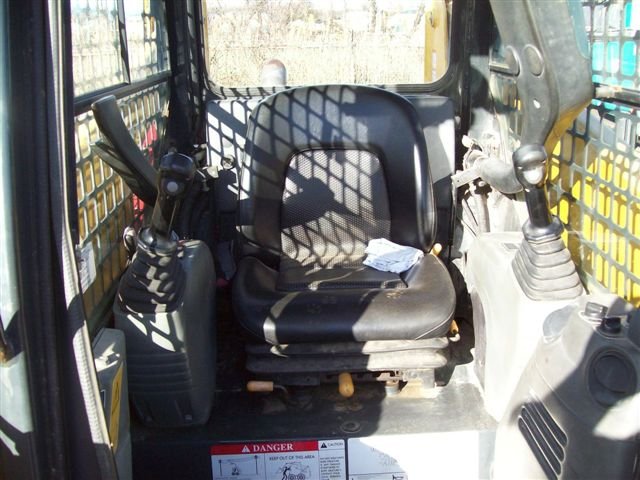 Komatsu SK1020-5 Turbo Kompaktlader 2007 Gebraucht – Bild 3