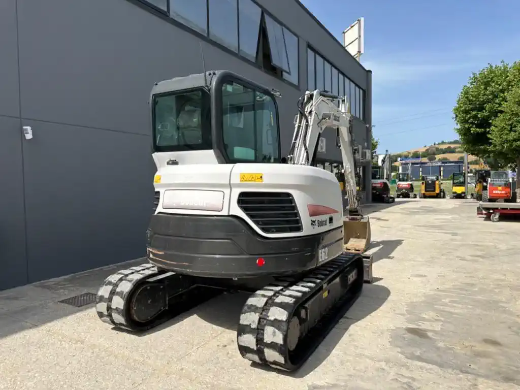 Bobcat E62 Mini pelle 6,2 tonnes Occasion 2019 – Bild 10