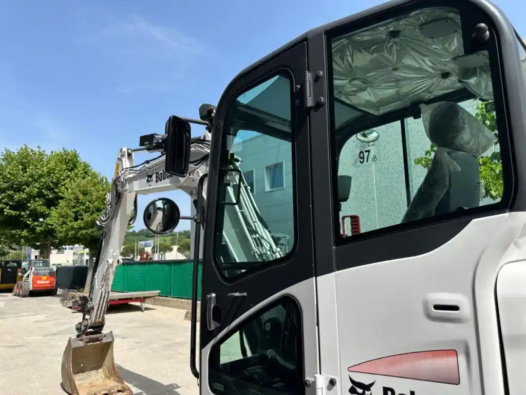 Bobcat E62 Mini pelle 6,2 tonnes Occasion 2019 – Bild 16